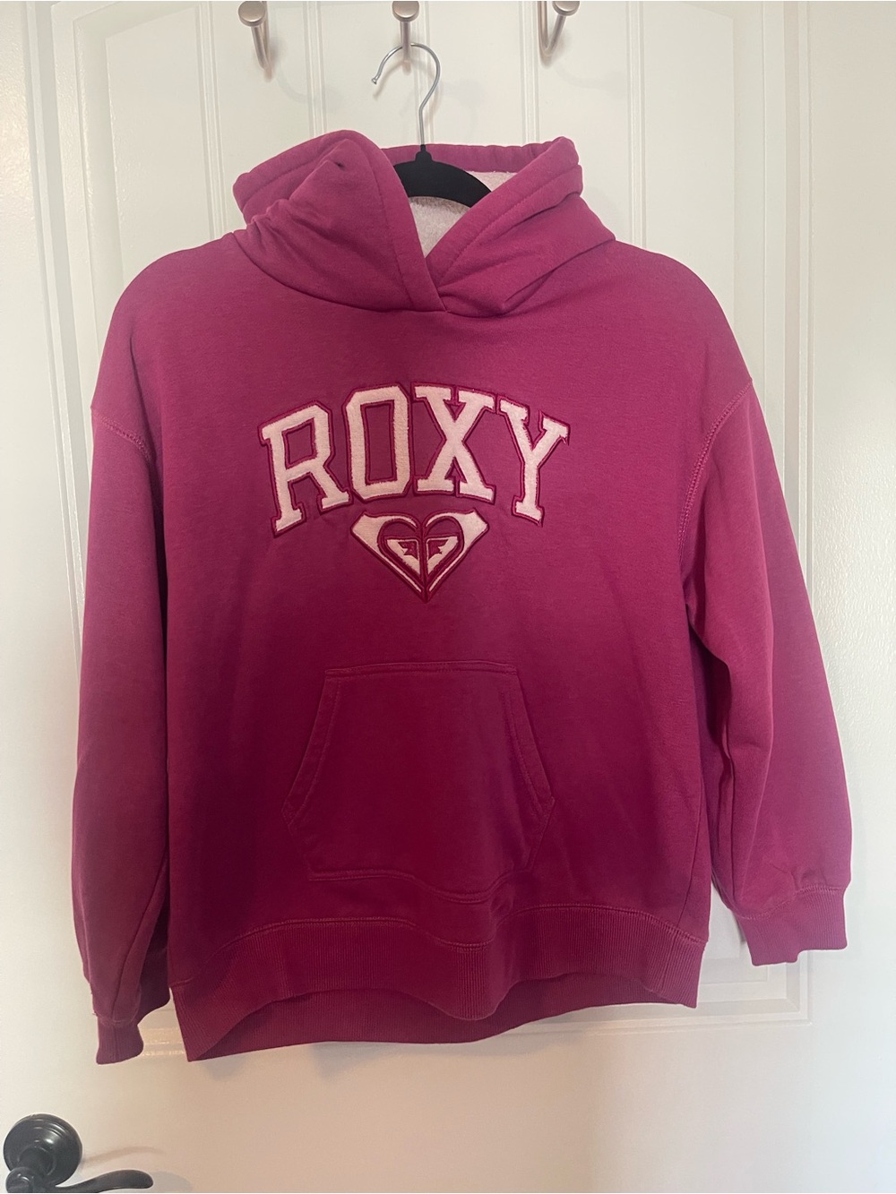Roxy Fleece Hoodie in Deep Magenta with Logo (girls large size 12/14)